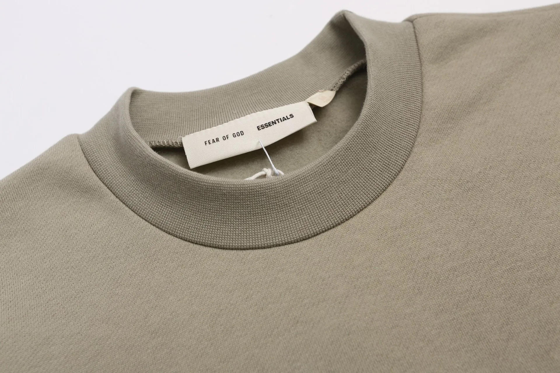 🆕 Essentials Fear of God 26 ：Y # ： Retro Black Sizes：S M L XL